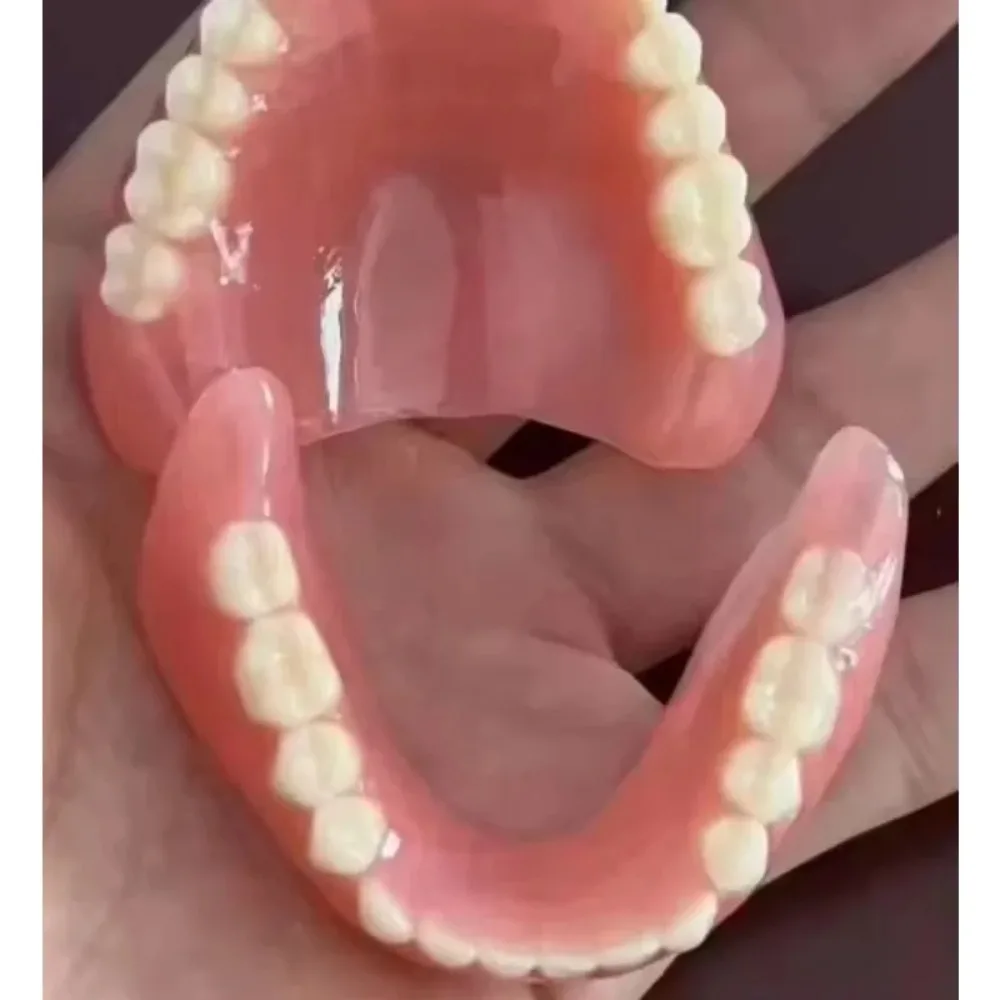 طقم كامل من أطقم الأسنان الاصط - مراجعة Teeth Whitening Instant وسعره